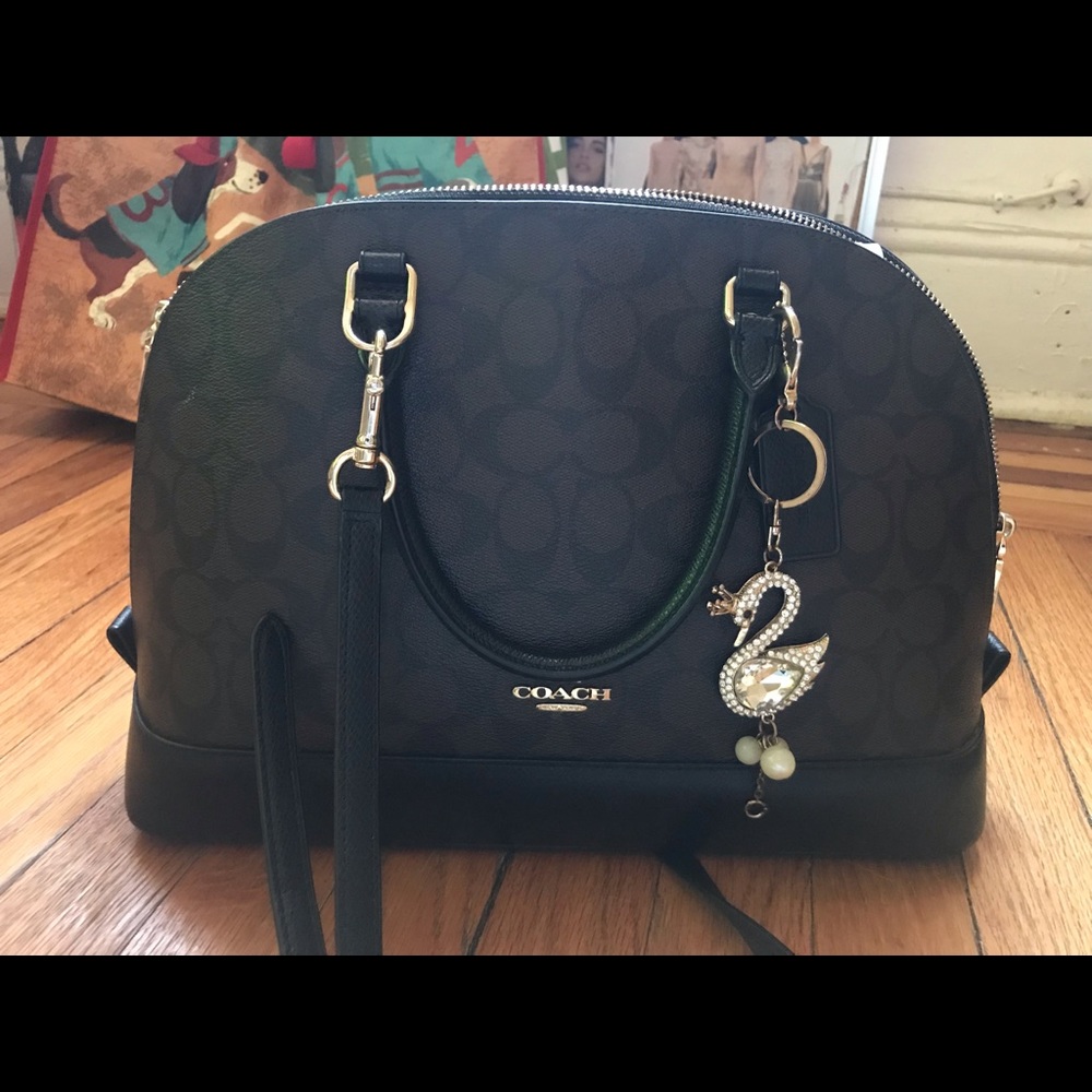 Coach Quinn satchel signature canvas handbag